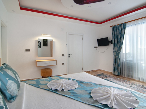  gece  -  Kasım
  | Kalkan Akbel Muhafazakar Villa (4 Kişilik, Doğa İçinde, Isıtmalı Havuz Seçenekli)